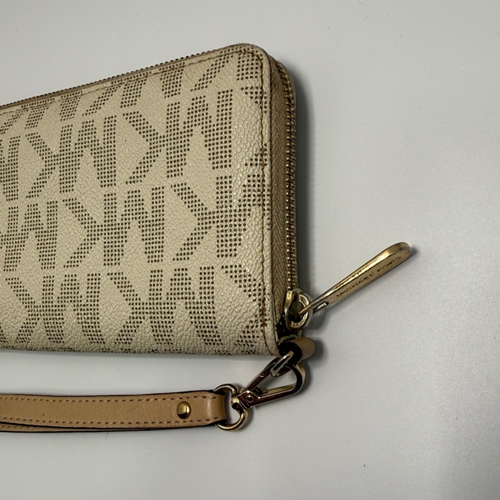 Michael Kors Tan Logo Wristlet - Picture 3 of 4